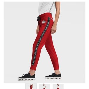 Kansas City CHIEFS joggers for women